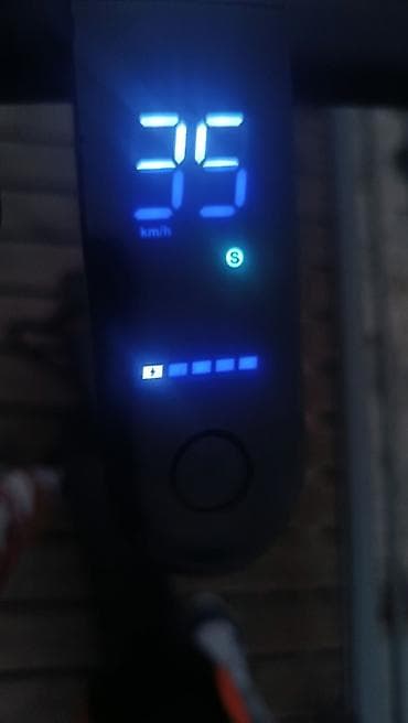 Elektrik nəqliyyatı: Yeni Elektrik samokat 8", ≤ 250 Vt, 26 - 35 km/s — 3