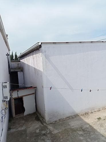 avtovaqzalda heyet evleri: Obyekt üçün yarımçıq tikili – həyətyanı sahədə ayrıca tikilmiş — 7