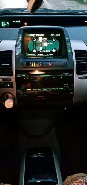 avto 444: Toyota Prius: 1.5 l | 2008 il Hetçbek — 8