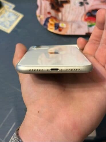 macbook air baku: IPhone 11, 128 GB, Ağ, Face ID — 5