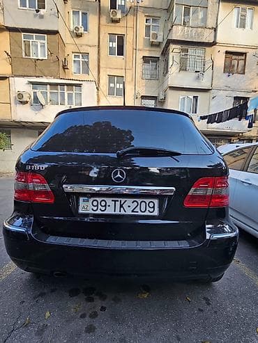 mercedes b class: Mercedes-Benz B 180: 1.8 l | 2010 il Hetçbek — 2
