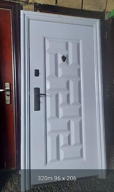 Heyvanlar üçün mallar: Demir seyf qapi 320 azn — 1