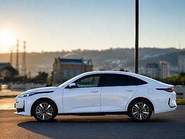 yto 554 tractor: Changan Qiyuan A05: 1.5 l | 2025 il 25000 km Sedan — 7