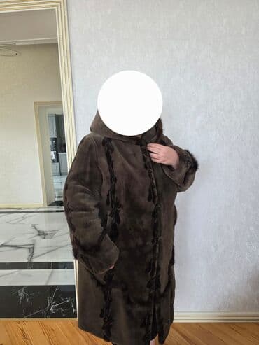 Kurk satilir Qiymet 150 man Razmer 3xl-4xl (50-52) razmer boyuk