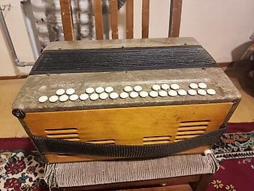 Klavişli alətlər: Qarmon, Akustik — 2