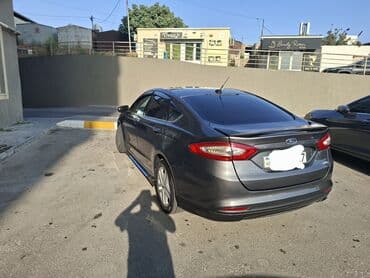 Yağlar və avtokimyəvi maddələr: Fusion modeli, geniş salonu və rahat oturacaqları ilə seçilən bir Ford — 3
