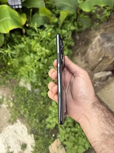 90 pil: Honor 90, 256 GB, rəng - Qara, Zəmanət, Barmaq izi, Simsiz şarj — 4