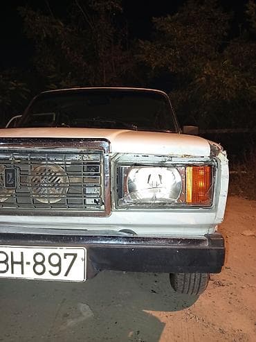 07 farasi sol yere şüşə qırılıb. orginal osfor du. kim ne teklif lalafo.az -da 07 farasi sol yere şüşə qırılıb. orginal osfor du. kim ne teklif
