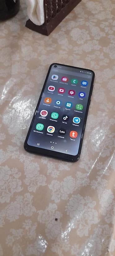 philips xenium f511: Samsung Galaxy A11, 64 GB, rəng - Qara, İki sim kartlı — 1