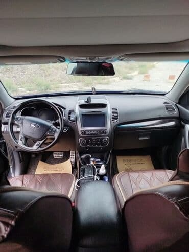 hediye qutusu: Kia Sorento: 2 l | 2014 il Ofrouder/SUV — 3