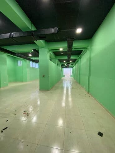 qarayev obyekt: Əhmədlidə ukraina meydanı tərəfdə yerləşən ümumi sahəsi 250 kv,m olan — 5