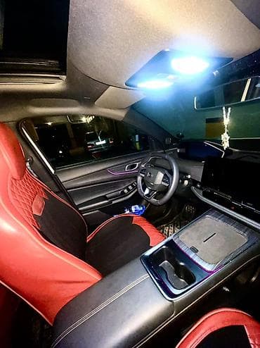 bugatti eb 112 6 mt: Voyah 1.5 l 2025 il 20000 km — 9