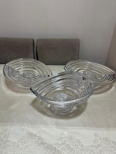 meyve qabı: Bogema. 3 dest. - 3 ədəd şəffaf şüşə qab - Dalğavari, yarpaq — 1