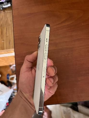 macbook pro 17: IPhone 12 Pro Max, 128 GB, Gümüşü, Face ID — 5