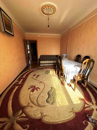 əhmədli ev: Xətai rayonu, Əhmədli Telnov küçəsində, 3-otaqlı, sahəsi 70kv-m olan — 1