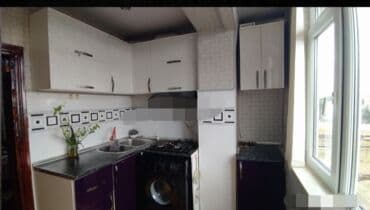 hövsanda kirayə: Hövsanda mərkəzdə Ballı marketin arxasında 9 mərtəbəli binanın 5 ci — 8