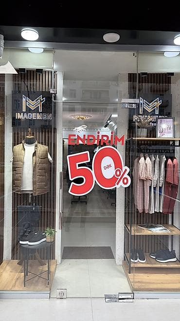 HAZIR BIZNES. Ölkədən köcürəm deyə satişa Cixarilib dükan. Hər şəraiti