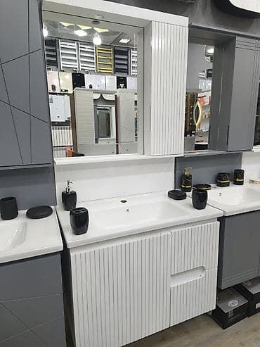 Müasir dizaynlı hamam mebeli dəsti - Ağ rəngli, şaquli relyef