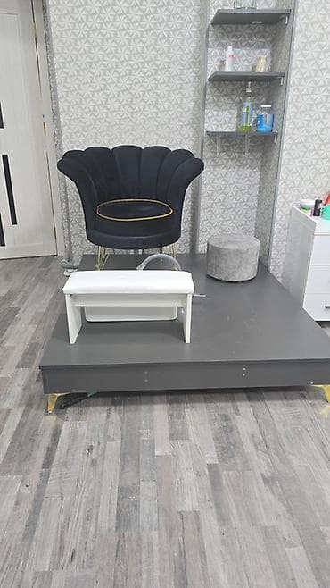 mebel kraskalari: Pedikür üçün salon dəsti - Qara rəngli, məxməri üzlüklü, qızılı — 1