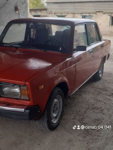 Продажа авто: Model: VAZ 2107 (Lada), qırmızı rəng, sedan gövdə. Mühərrik: benzinli — 3