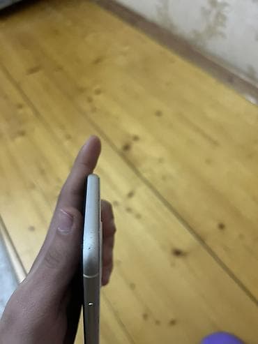iphone ipad qiymeti: IPhone 11, 64 GB, Ağ, Face ID — 3