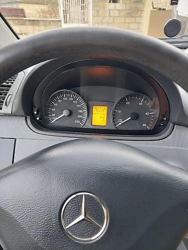 afdobus satiram dizel: Mercedes-Benz Vito: 2.2 l | 2008 il Van body type — 3