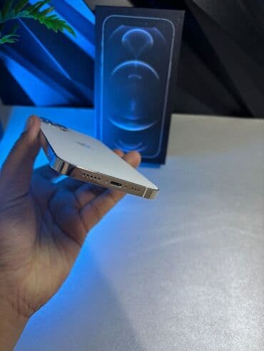 сотовый телефон fly ezzy: IPhone 12 Pro, 256 GB, Qızılı, Face ID — 4