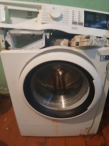 philips xenium x525: Tecili satilir. Normal iwleyir pproblemsiz. Birce menyusu — 2