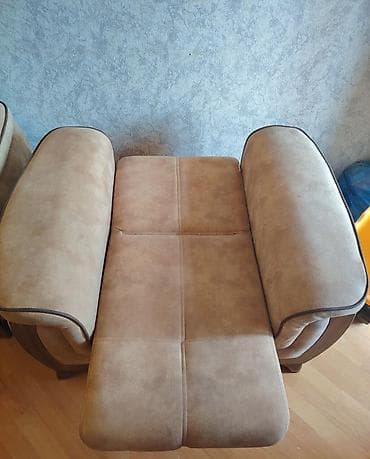 2 eded çarpayi işlenmiş 100 azn. 1 divan 1 kreslo her ikiside — 5
