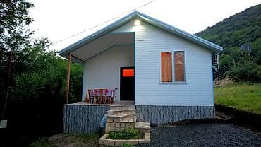 3 otaqlı mənzil: Lerik rayonunda gündəlik kirayə evlər Ev çay kənarında şəlaləyə yaxın — 3