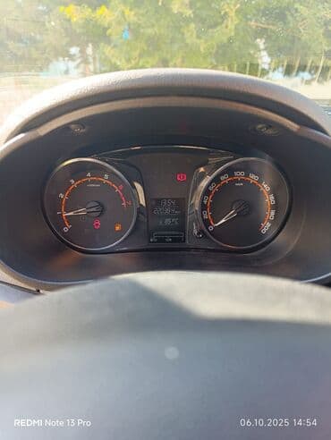 ваза напольная стеклянная высокая без узора: ВАЗ (ЛАДА) Granta: 1.6 л | 2021 г. 220950 км Седан — 3