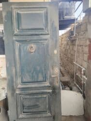 seyf qapi bezekleri: Giriş qapıları — 1