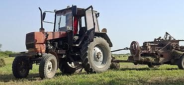 maşın yağları: Kənd təsərrüfatı üçün tam kabinli təkərli traktor - Model üzərində — 1
