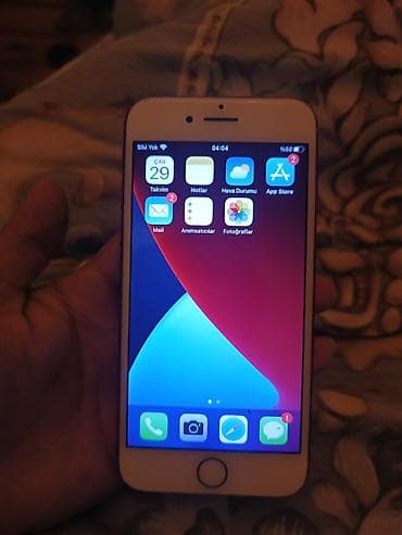 IPhone 7, 32 GB, Qırmızı