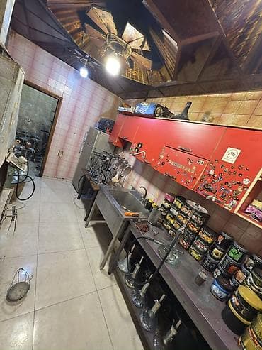 emlak ofi̇s: Satilir Xüsusiyyətlər: - Uzun, işıqlıqla dolu əsas zal: hər iki — 6