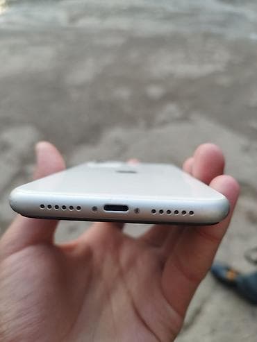 iphone 11 satilir: IPhone 11, Ağ, Face ID — 6