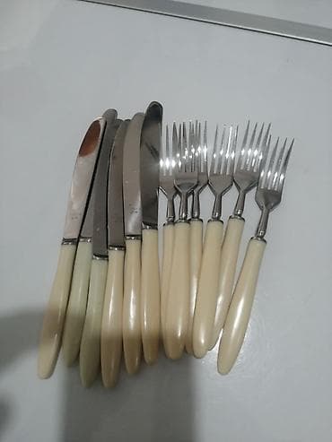 Məhsul: Süfrə bıçaq və çəngəl dəsti - Komplekt: 6 ədəd bıçaq + 6 ədəd