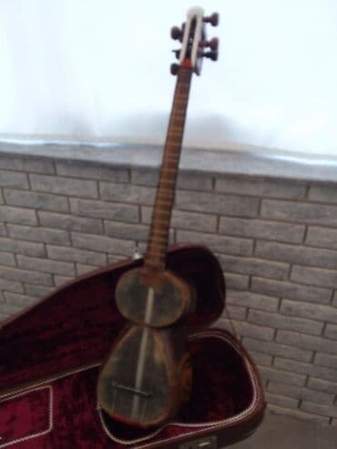 tar instrument: Qedimi tar — 4