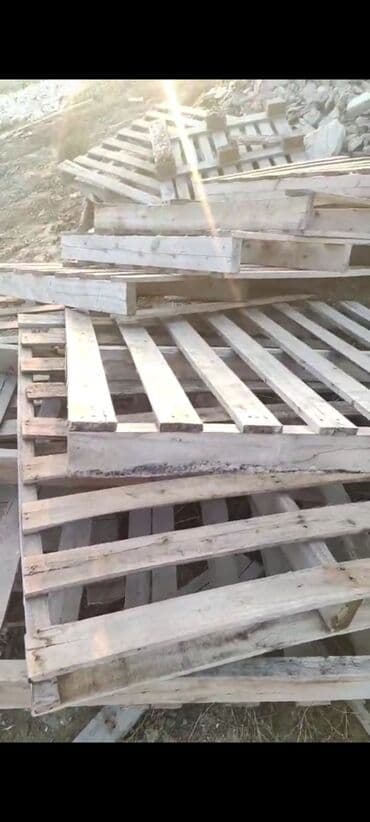 Otbiçənlər və trimmerlər: Ocaq/isitmə üçün doğranmış taxtaparcaları. İcində hər cür taxtalar — 2