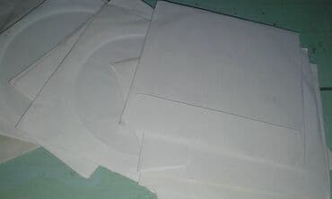 hande erçel piercing: CD disklər üçün kağız və plastik qablar satılır. Plastik qabın biri 1 — 7