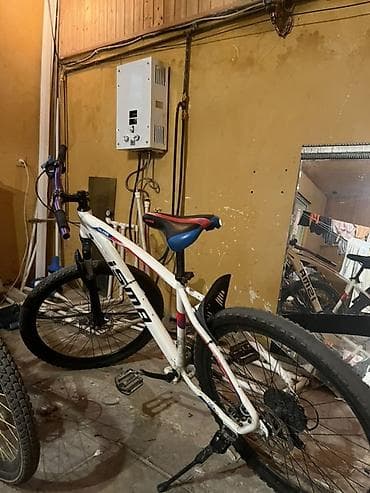 Спорт и отдых: İdman/dağ velosipedi – Esma brendi Xüsusiyyətlər: - Gödəkçəli — 1