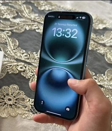 retro oyun: IPhone 16, 128 GB, Yaşıl, Face ID — 5