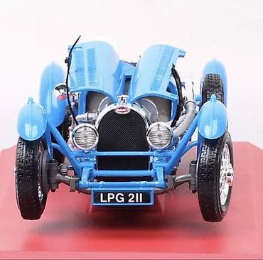 bugatti veyron: Bugatti, 1934 il, 1:18 — 4
