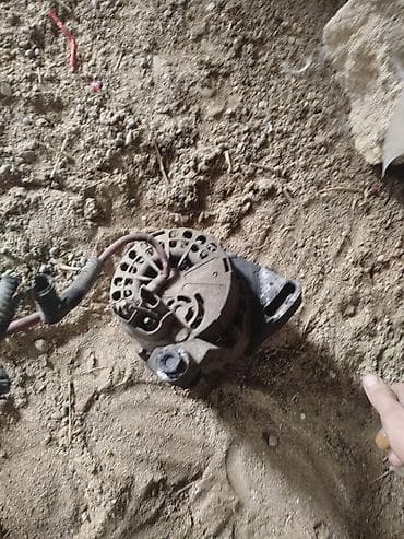 vaz suret qutusu: Avtomobil generatoru (alternator) - Mexaniki kasnaqlı, çox yivli — 2