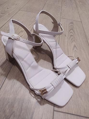 Botinka və botilyonlar: Ölçü: 40, rəng - Bej, Yeni — 1