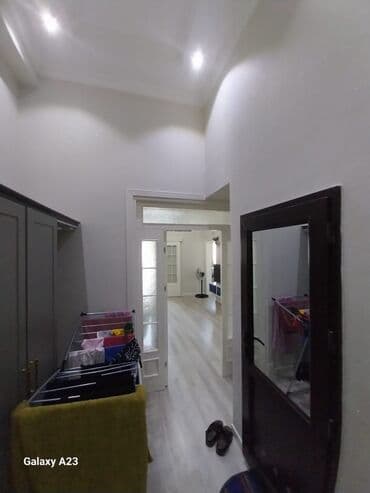 tecılı satilir: 3 otaqlı, Yeni tikili, m. 20 Yanvar, 57 kv. m — 8