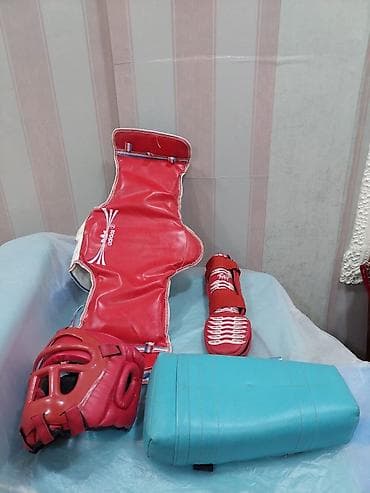 детские спортивные костюмы adidas: Karate dəsti satılır. nə istəsəz verərsiz təki götürün aparın — 2