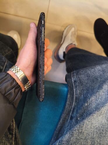 dubay ayfonu: IPhone 7 Plus, 128 GB, Qara, Barmaq izi — 4