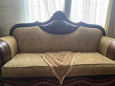 divan koja: Klassik üslubda mebel dəsti - Tərkib: 3 yerlik divan, 2 ədəd iri — 3