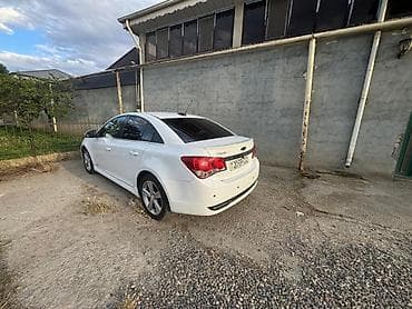 kia optima diffuser: Chevrolet Cruze: 1.4 l | 2014 il 230000 km Sedan — 5